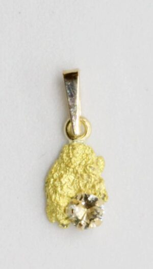 Berylliriipus-kultahippu 7mm Lemmenjokikoru Alhonen