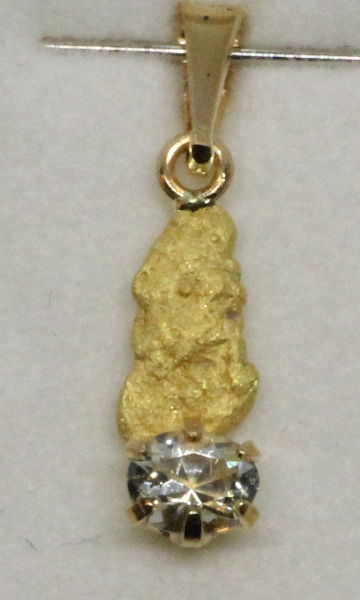 Berylli Luumäki kultahippu 10mm Lemmenjoki riipus Alhonen