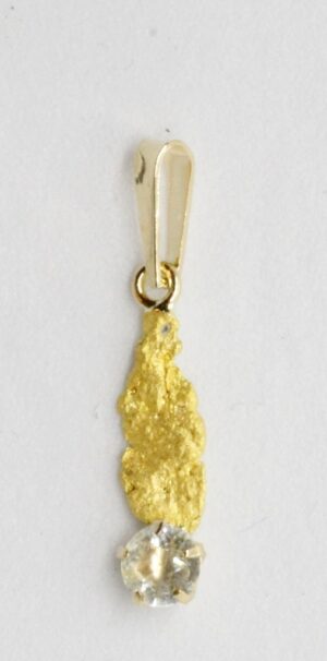 Berylliriipus-kultahippu 10mm Lemmenjokikoru Aarne Alhonen