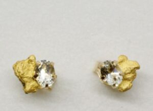 Beryllikorvanapit-kultahippu 5mm Lemmenjokikoru