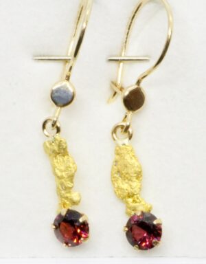 Granaattikorvariipukset-kultahiput  7mm Lemmenjokikoru