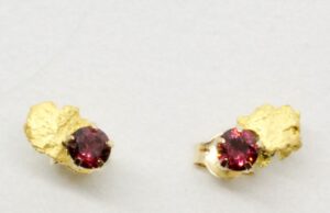 Granaattikorvanapit-kultahiput  5x4mm Lemmenjokikoru Alhonen