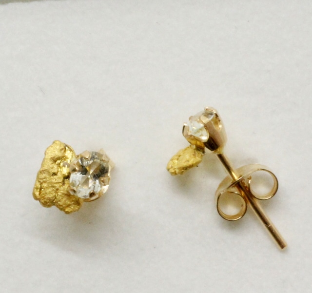 Beryllikorvanapit-kultahippu 3-5mm Lemmenjokikoru